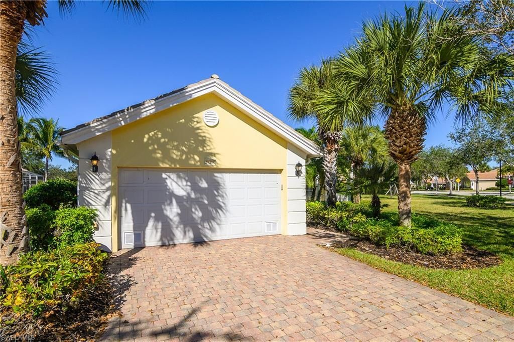 28308 Moray Dr, Bonita Springs, FL 34135 Photo