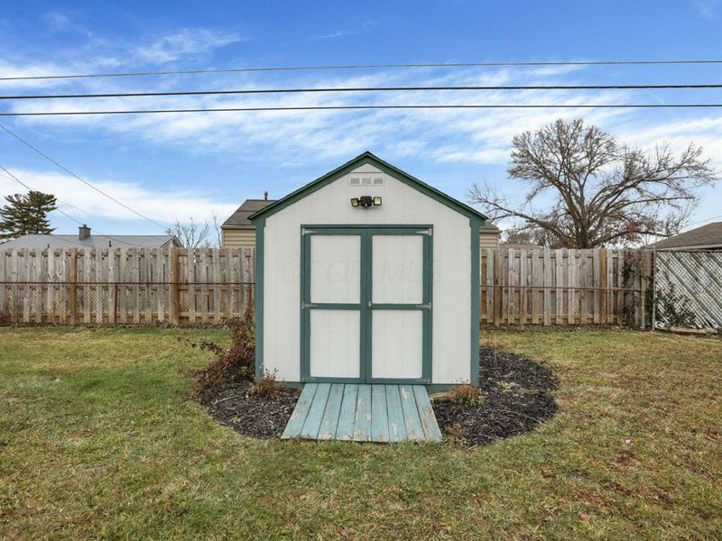 480 Yarmouth Lane, Columbus, OH 43228 Photo 47