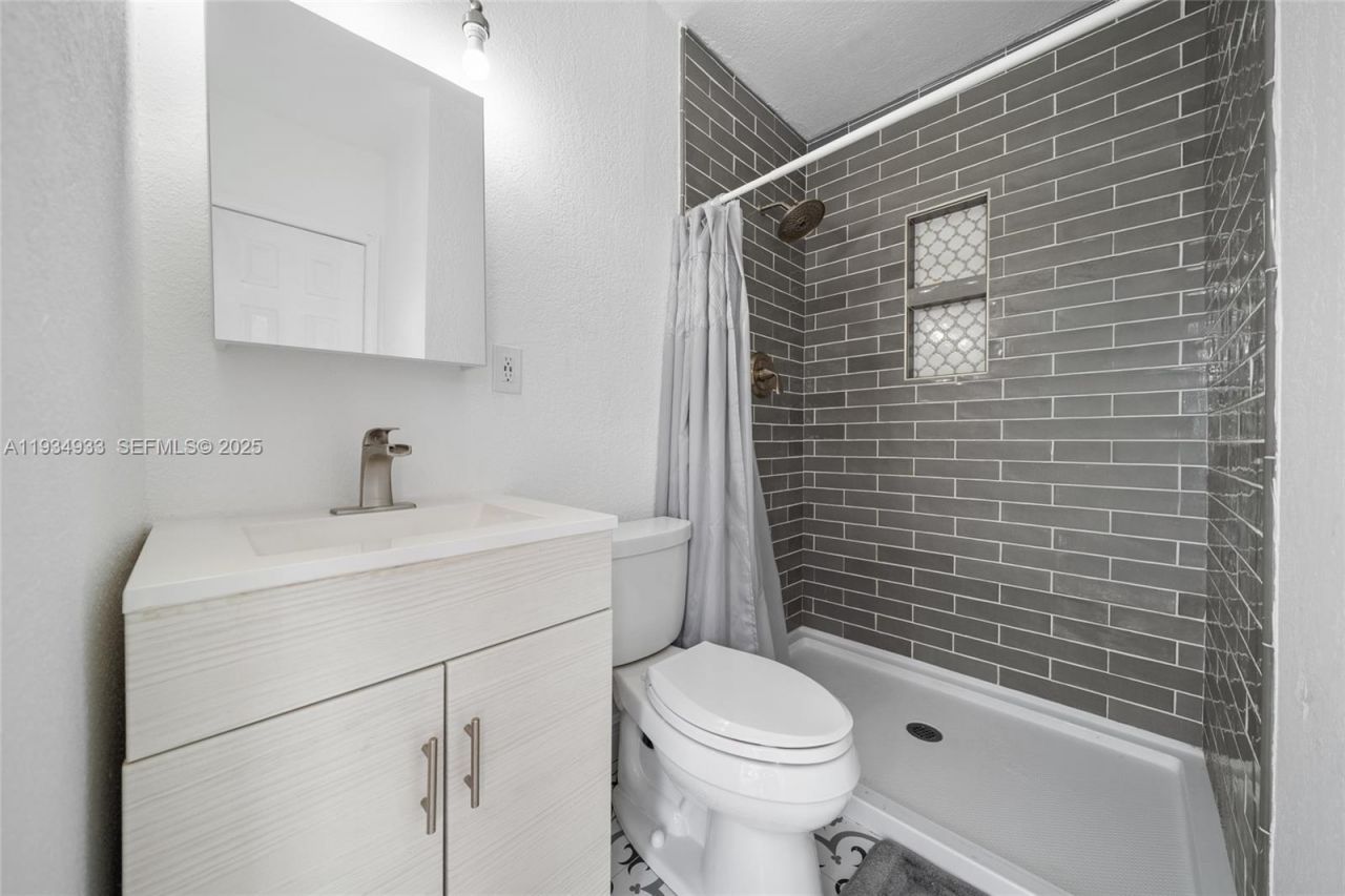 6960 Scott St, Hollywood, FL 33024 Photo