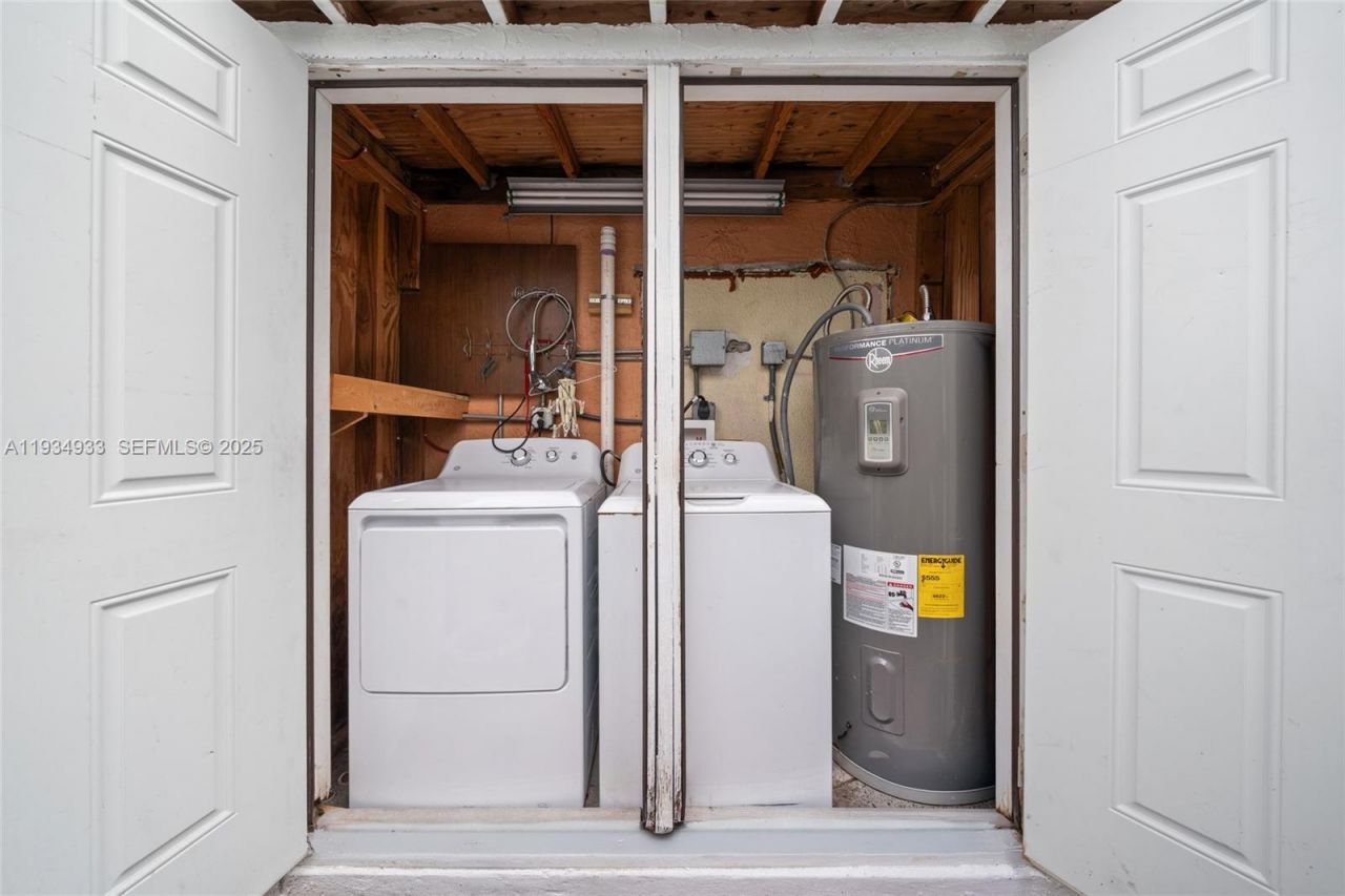 6960 Scott St, Hollywood, FL 33024 Photo