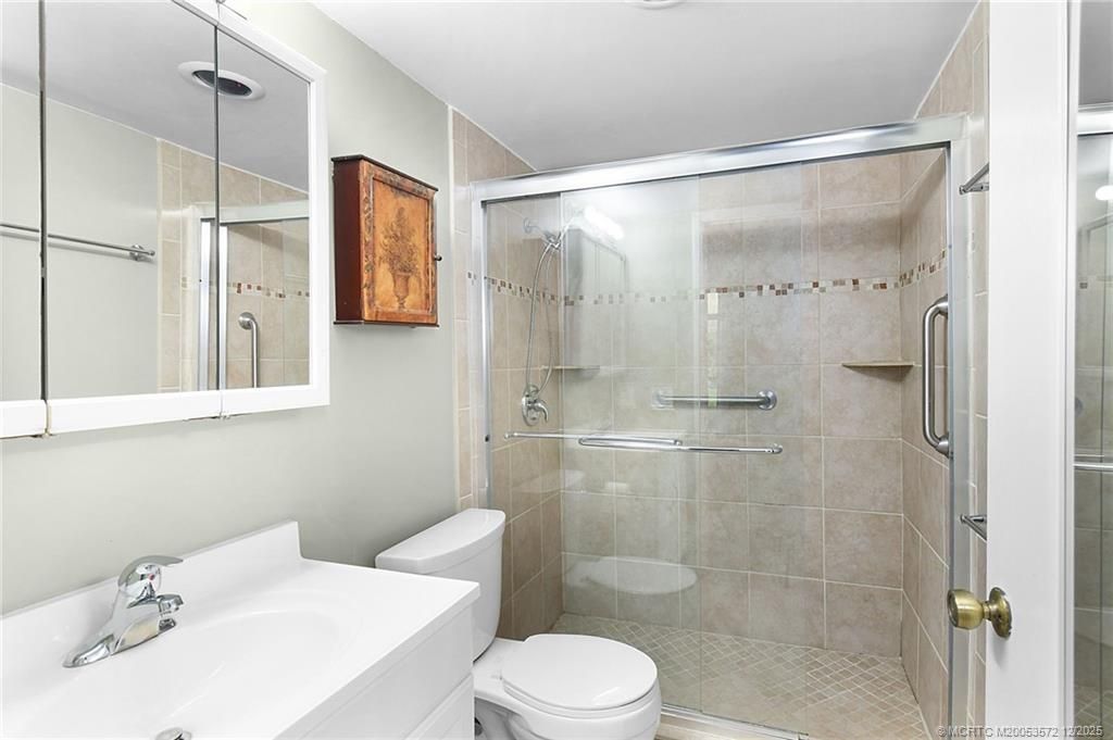 3482 NE Causeway Boulevard, Unit 2-101, Jensen Beach, FL 34957 Photo