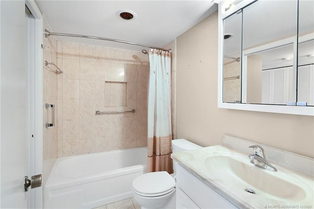 3482 NE Causeway Boulevard, Unit 2-101, Jensen Beach, FL 34957 Photo