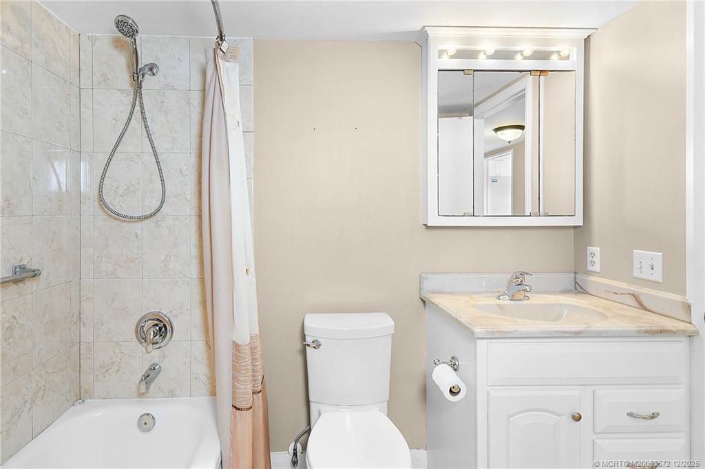 3482 NE Causeway Boulevard, Unit 2-101, Jensen Beach, FL 34957 Photo