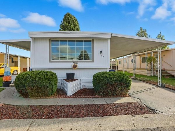 1211 E Lyons Ave, Spokane, WA 99208