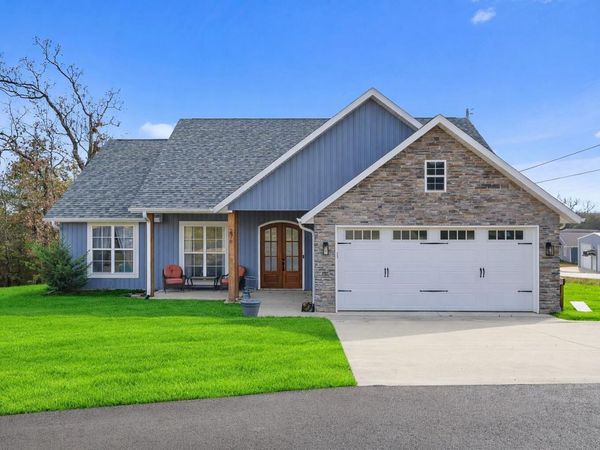 276 Royale Estates Road, Kimberling City, MO 65686