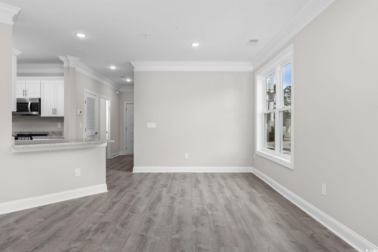 627 Bonaventure Dr. Photo 8