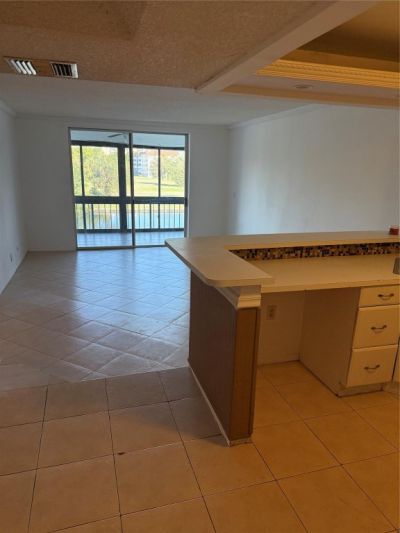 3740 Inverrary Drive, Unit 3D, Lauderhill, FL 33319 Photo