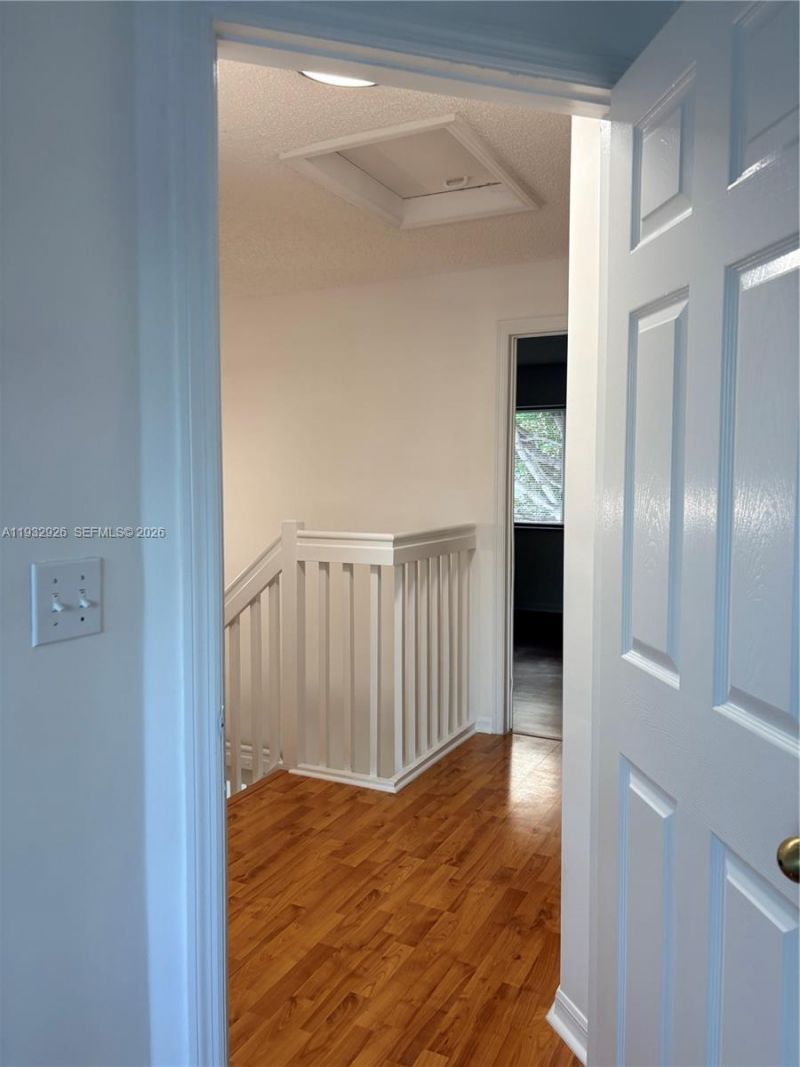 752 NW 208th Ter, Pembroke Pines, FL 33029 Photo