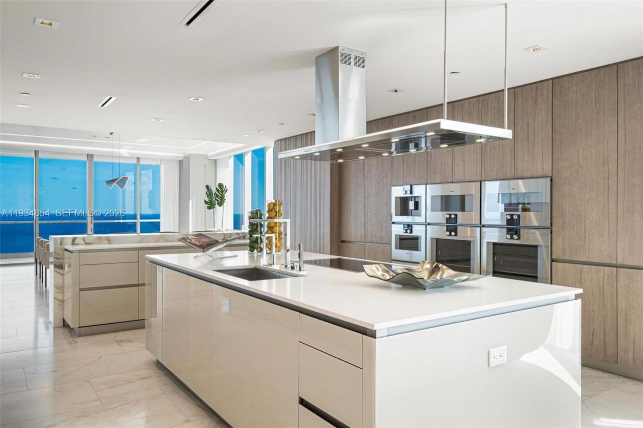 18501 Collins Ave, Unit 4003/4004, Sunny Isles Beach, FL 33160 Photo