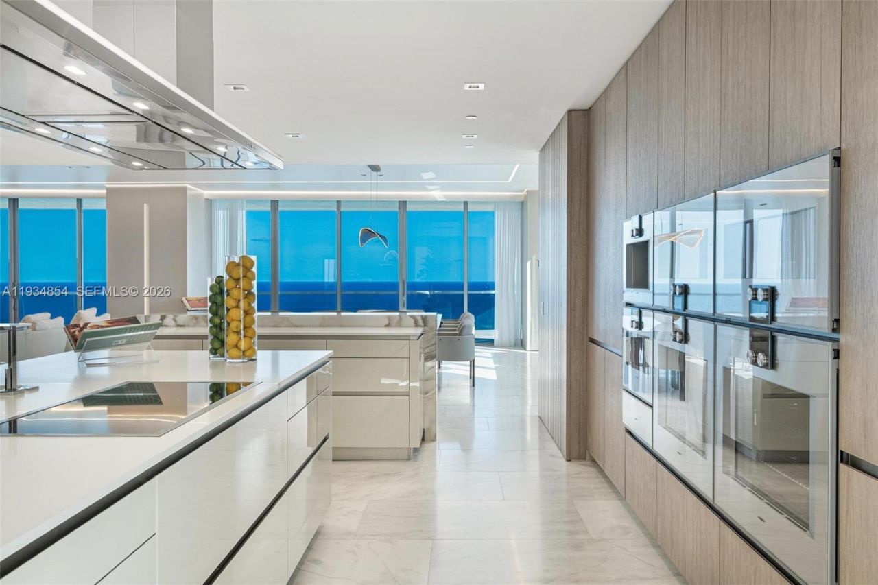 18501 Collins Ave, Unit 4003/4004, Sunny Isles Beach, FL 33160 Photo