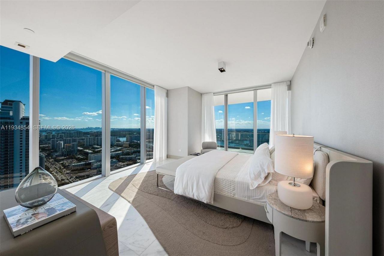 18501 Collins Ave, Unit 4003/4004, Sunny Isles Beach, FL 33160 Photo