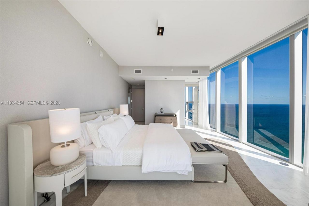 18501 Collins Ave, Unit 4003/4004, Sunny Isles Beach, FL 33160 Photo