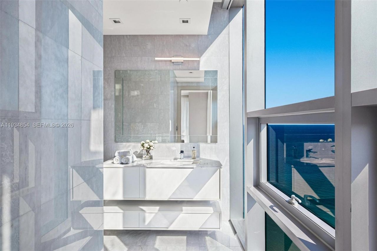 18501 Collins Ave, Unit 4003/4004, Sunny Isles Beach, FL 33160 Photo