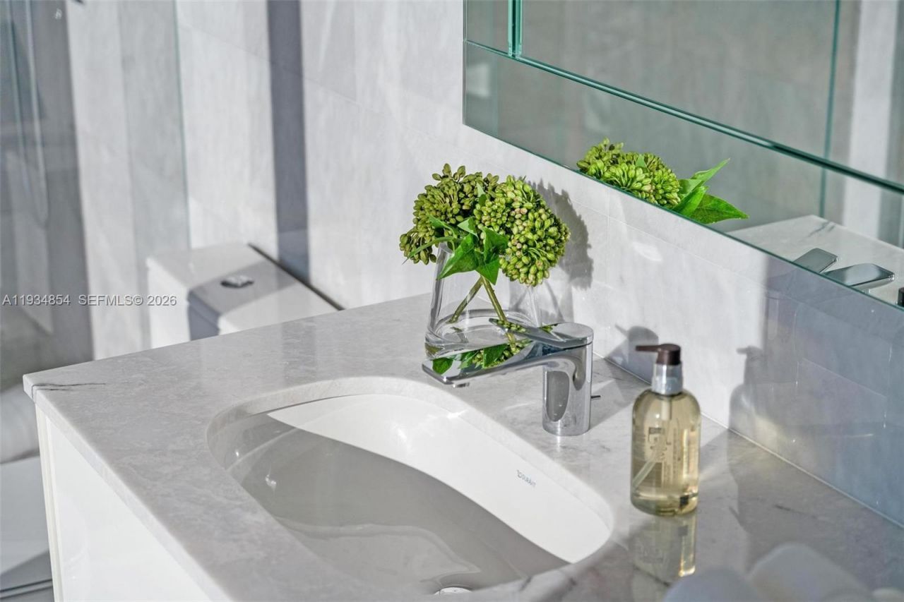 18501 Collins Ave, Unit 4003/4004, Sunny Isles Beach, FL 33160 Photo