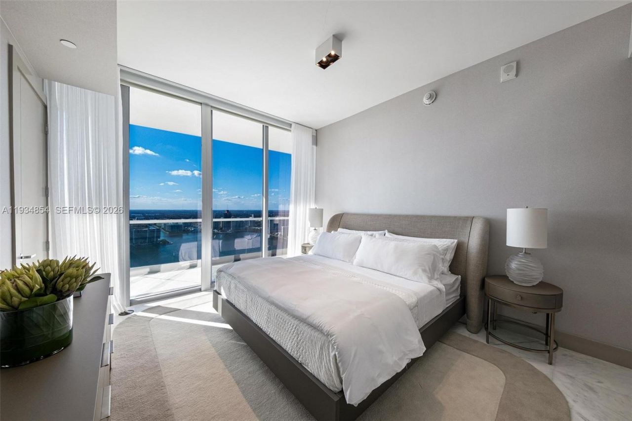 18501 Collins Ave, Unit 4003/4004, Sunny Isles Beach, FL 33160 Photo