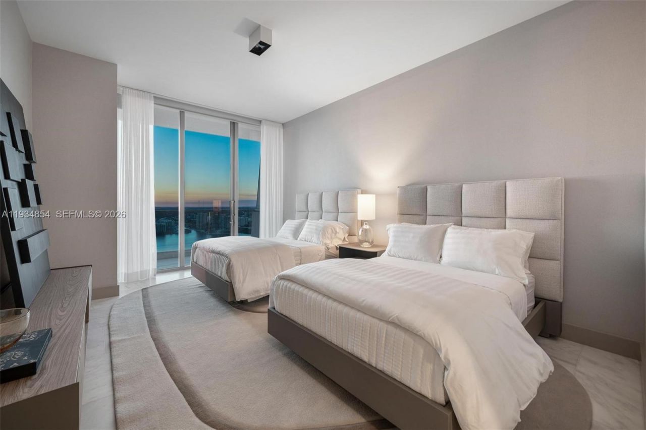 18501 Collins Ave, Unit 4003/4004, Sunny Isles Beach, FL 33160 Photo