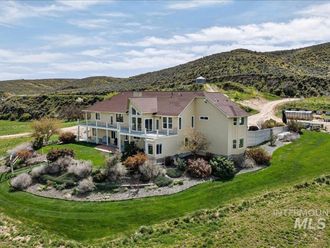 3640 Bishop Road Emmett, ID 83617