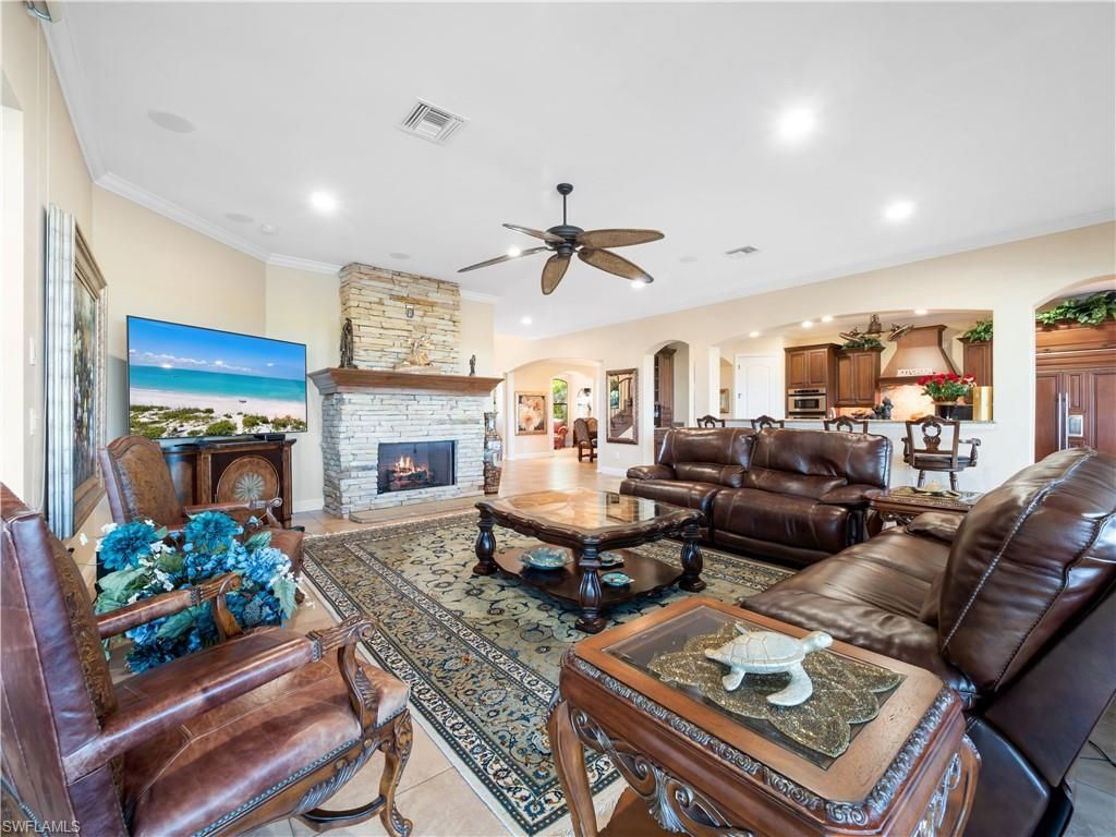 848 W Cape Estates Cir, Cape Coral, FL 33993 Photo