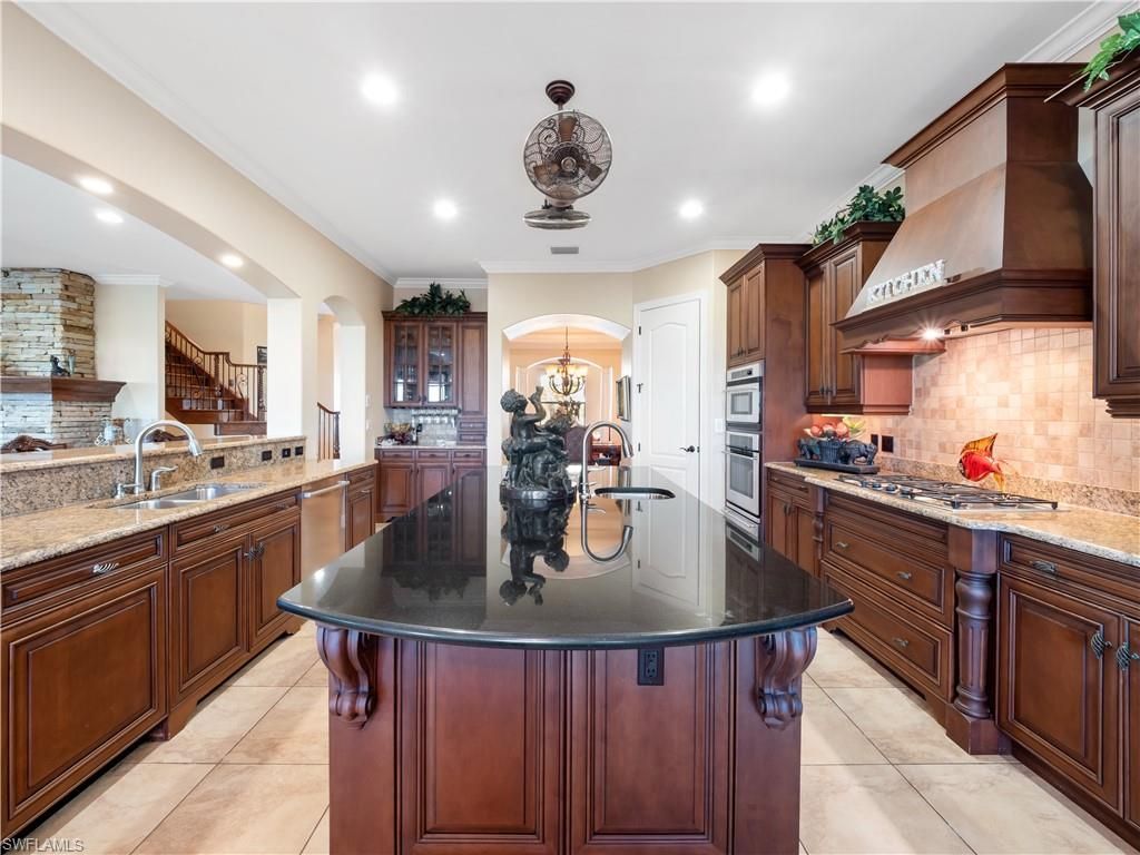 848 W Cape Estates Cir, Cape Coral, FL 33993 Photo