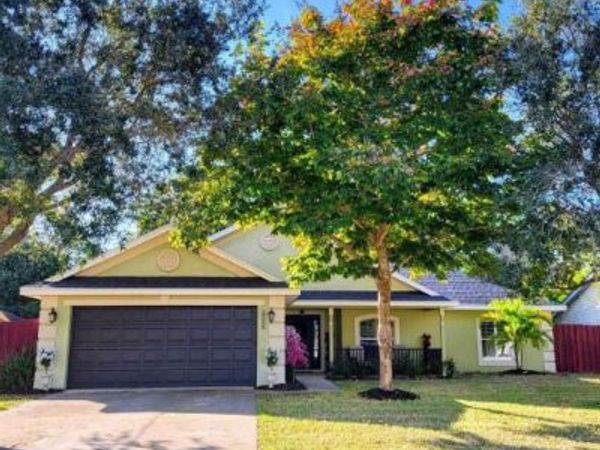 2585 SE Marseille St, Port St Lucie, FL 34952