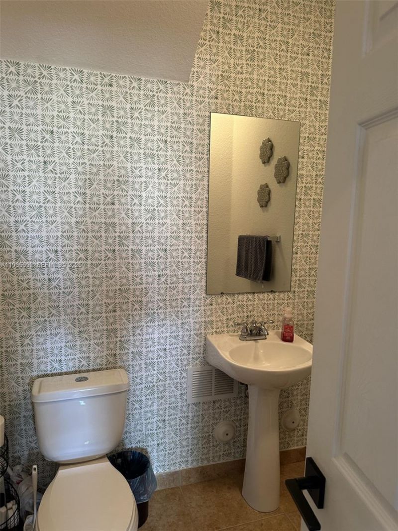 10800 NW 88th Ter, Unit 213, Doral, FL 33178 Photo