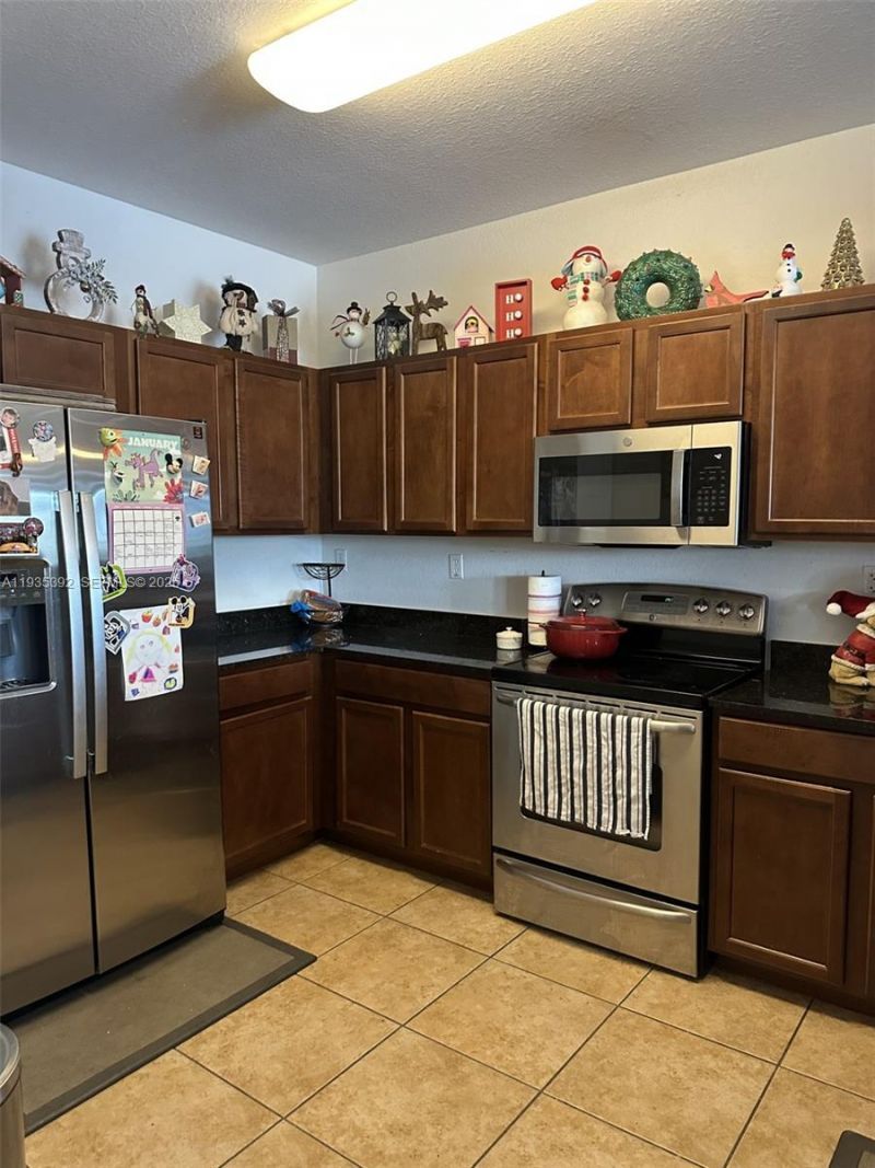 10800 NW 88th Ter, Unit 213, Doral, FL 33178 Photo
