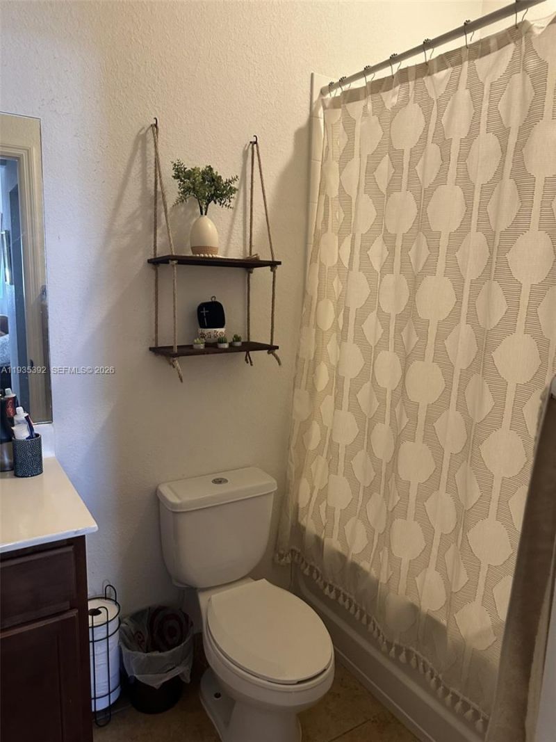 10800 NW 88th Ter, Unit 213, Doral, FL 33178 Photo