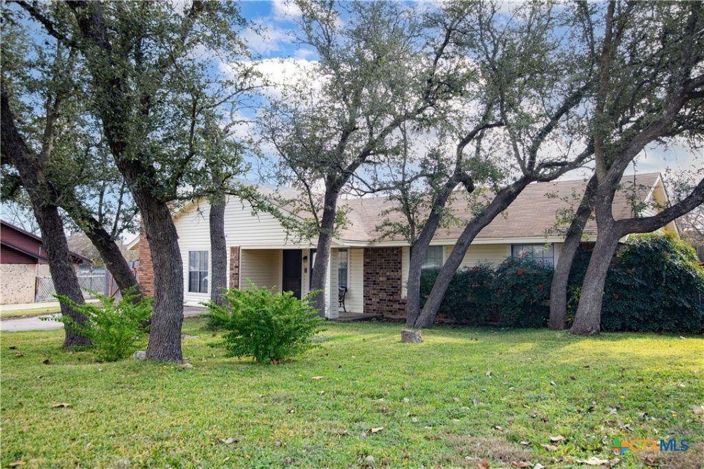 153 Woodland Trail, Belton, TX 76513 Main Photo
