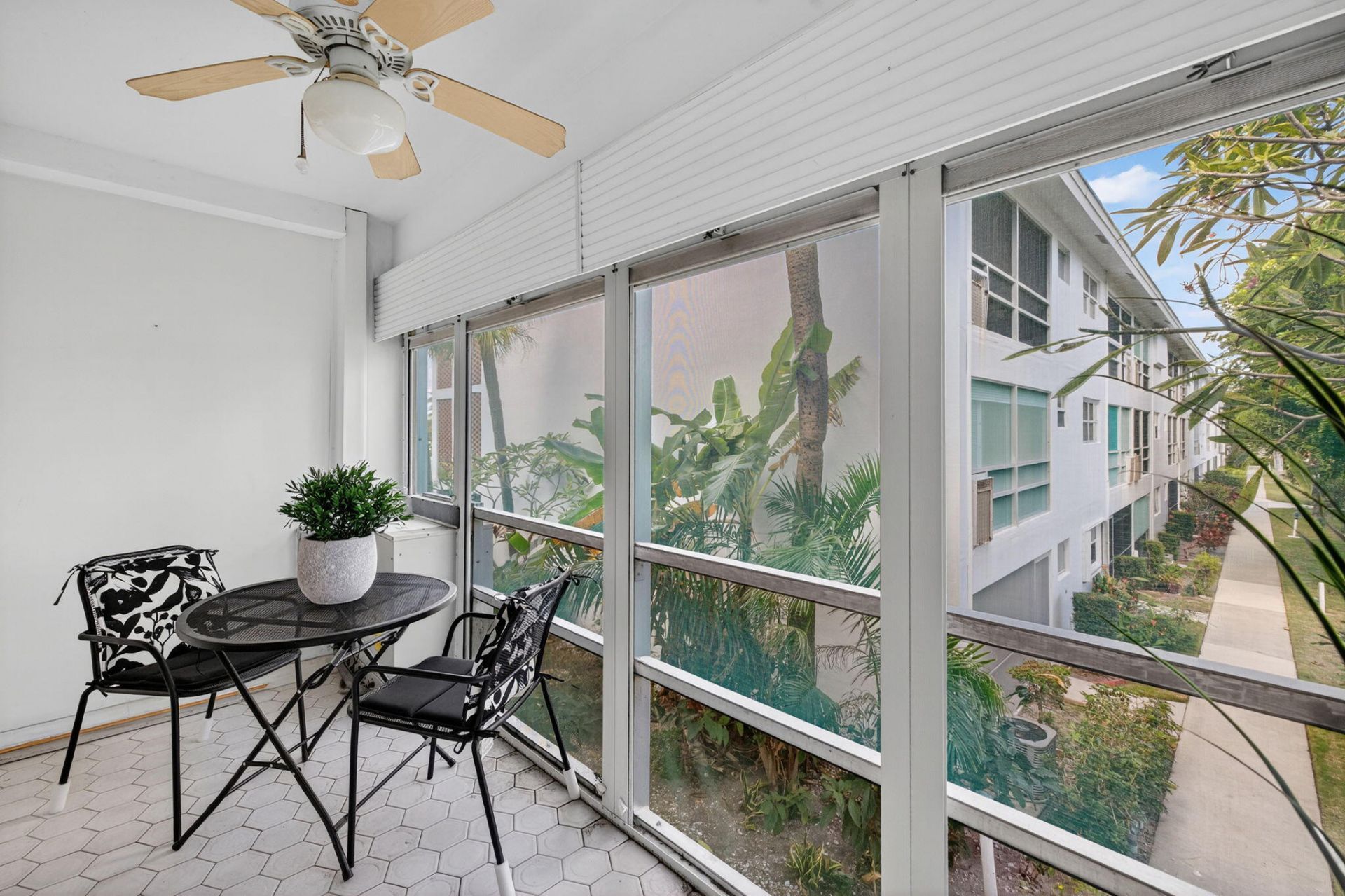 2050 NE 39th Street, Unit S210, Lighthouse Point, FL 33064 Photo