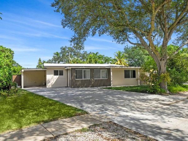 823 SW 27th St, Fort Lauderdale, FL 33315