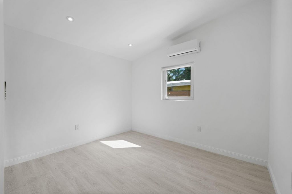 823 SW 27th Street, Fort Lauderdale, FL 33315 Photo