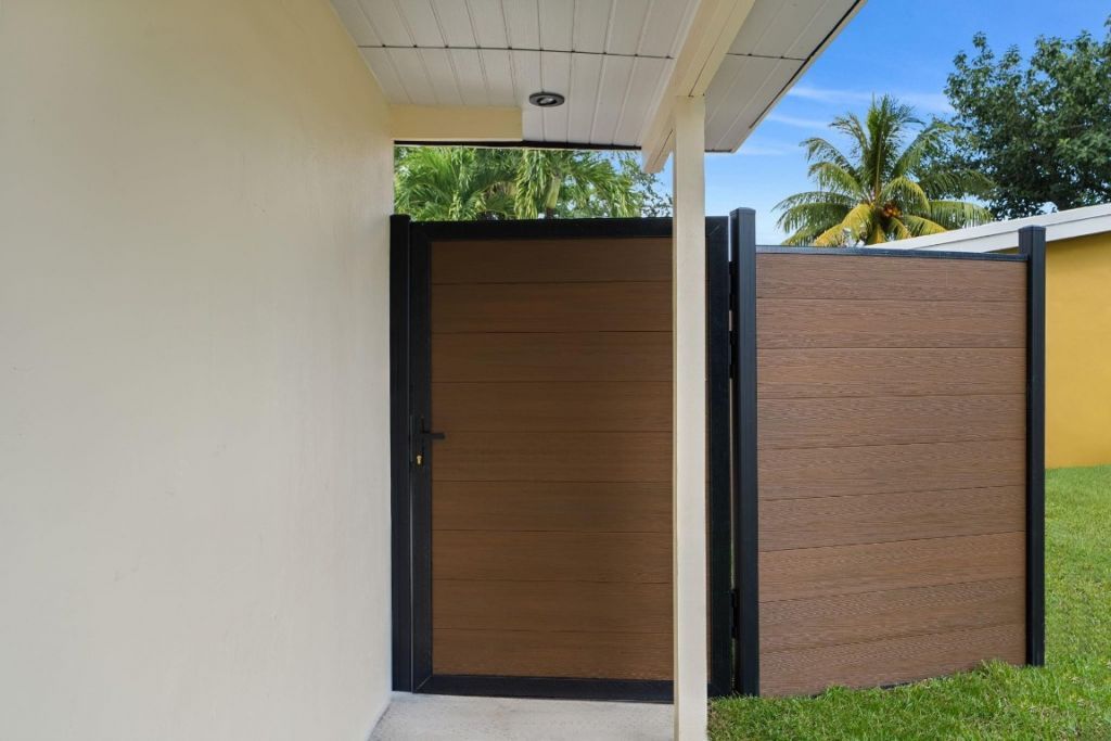 823 SW 27th Street, Fort Lauderdale, FL 33315 Photo