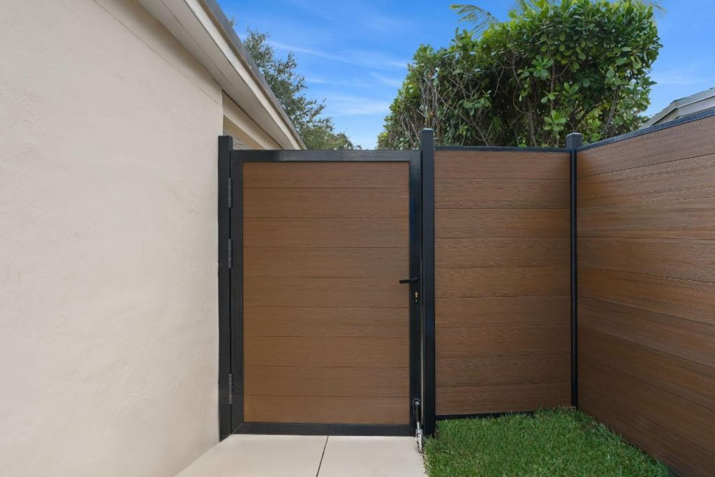 823 SW 27th Street, Fort Lauderdale, FL 33315 Photo