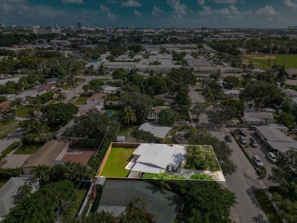 823 SW 27th Street, Fort Lauderdale, FL 33315 Photo