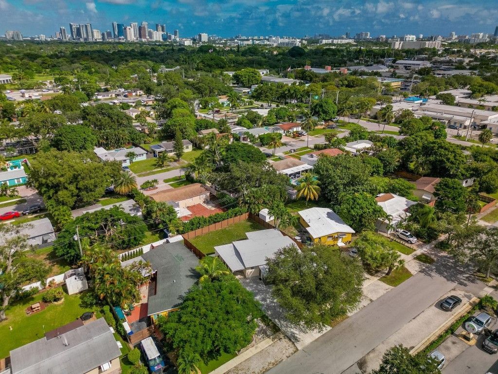 823 SW 27th Street, Fort Lauderdale, FL 33315 Photo