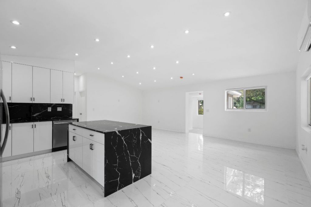 823 SW 27th Street, Fort Lauderdale, FL 33315 Photo