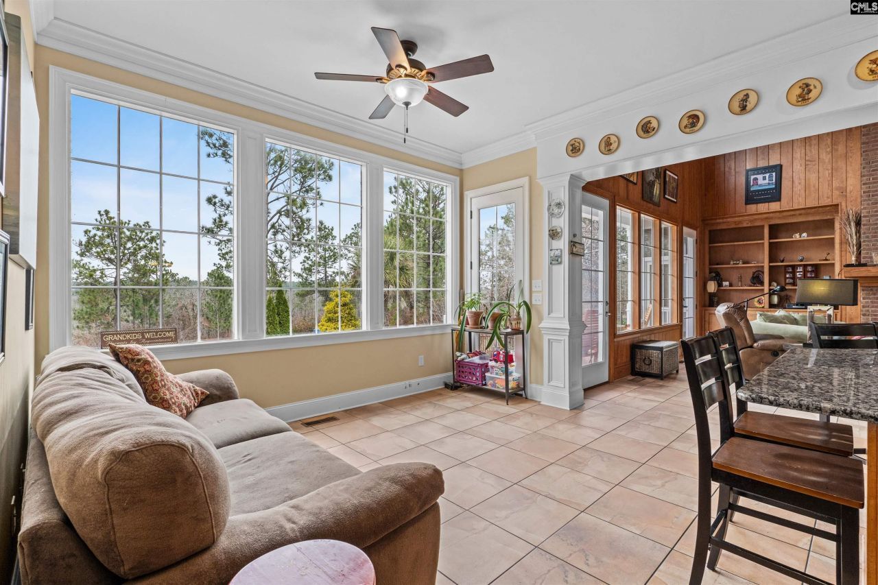 160 Hound Hollow Road Photo 14