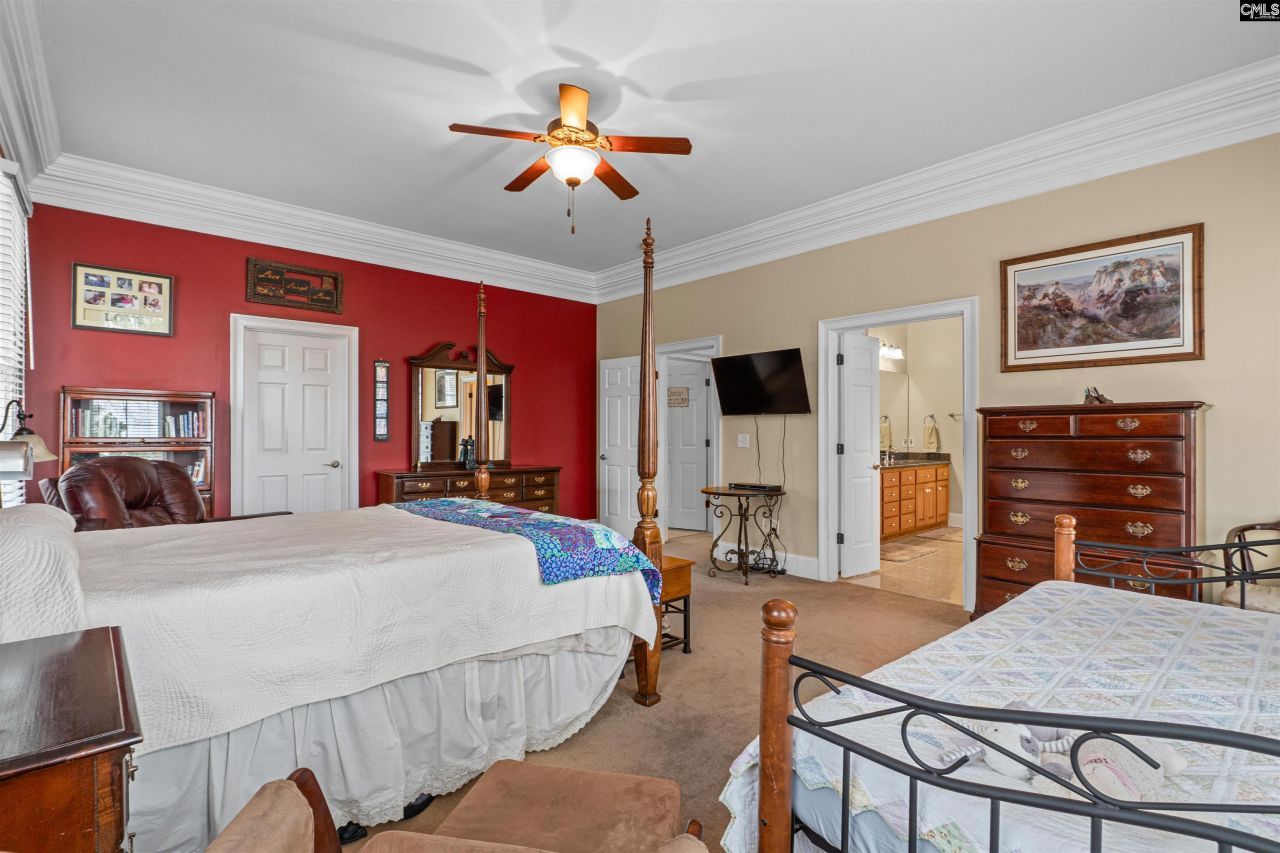 160 Hound Hollow Road Photo 22