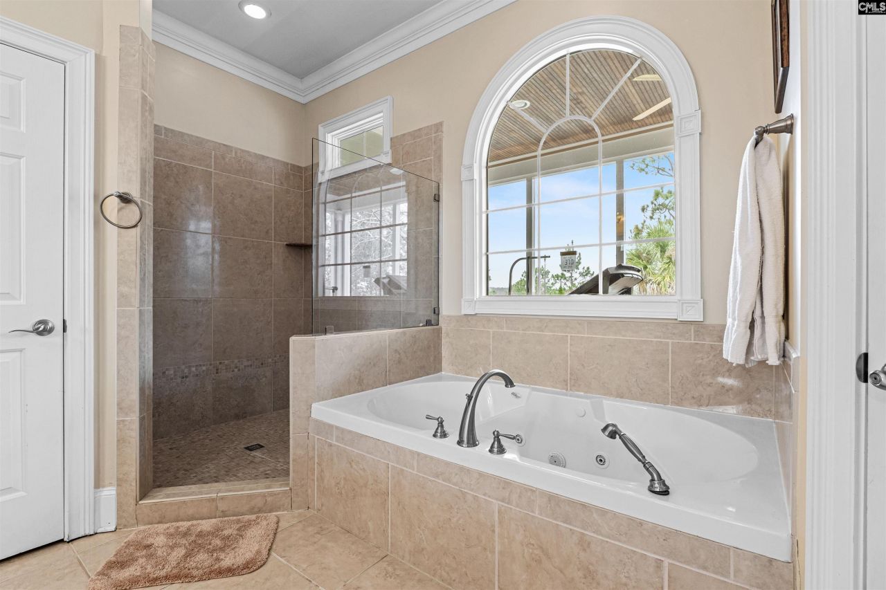 160 Hound Hollow Road Photo 24