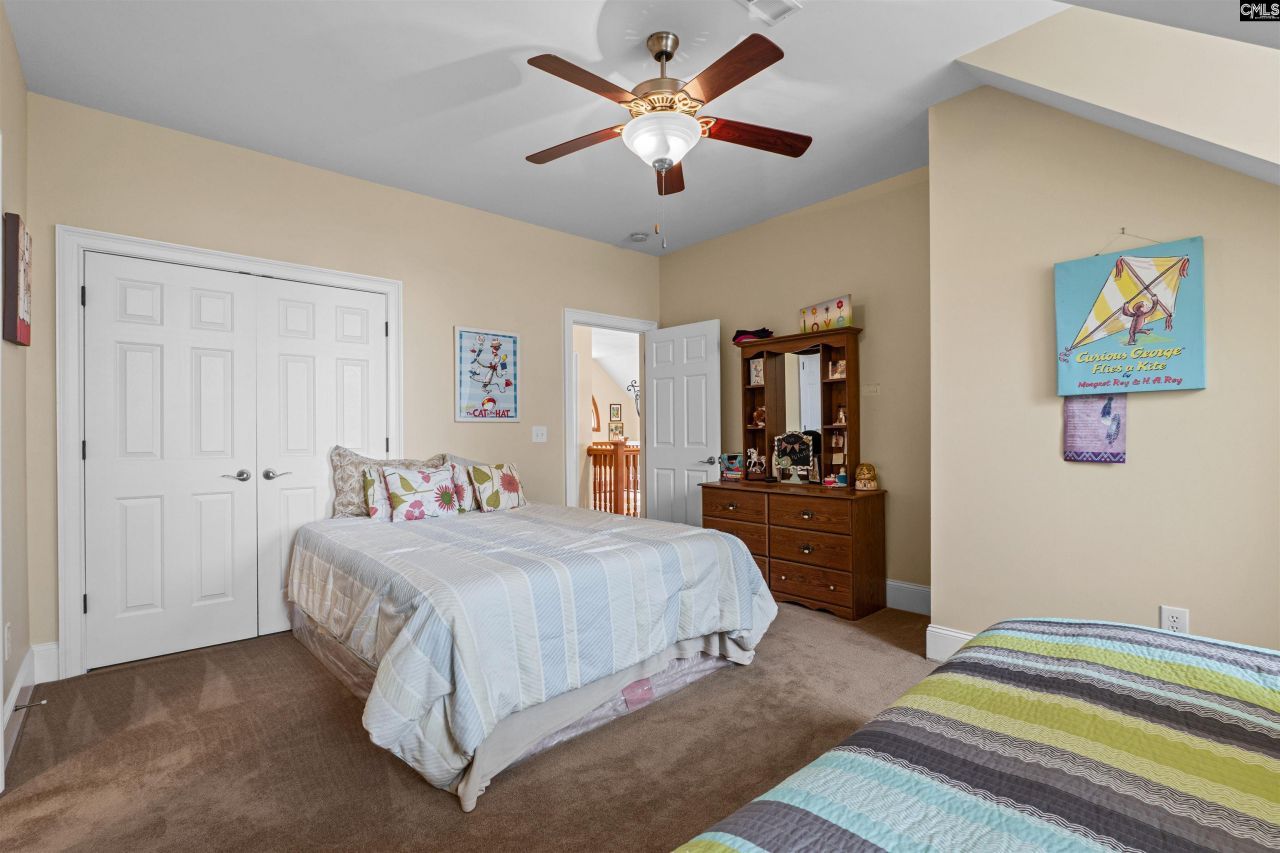 160 Hound Hollow Road Photo 39