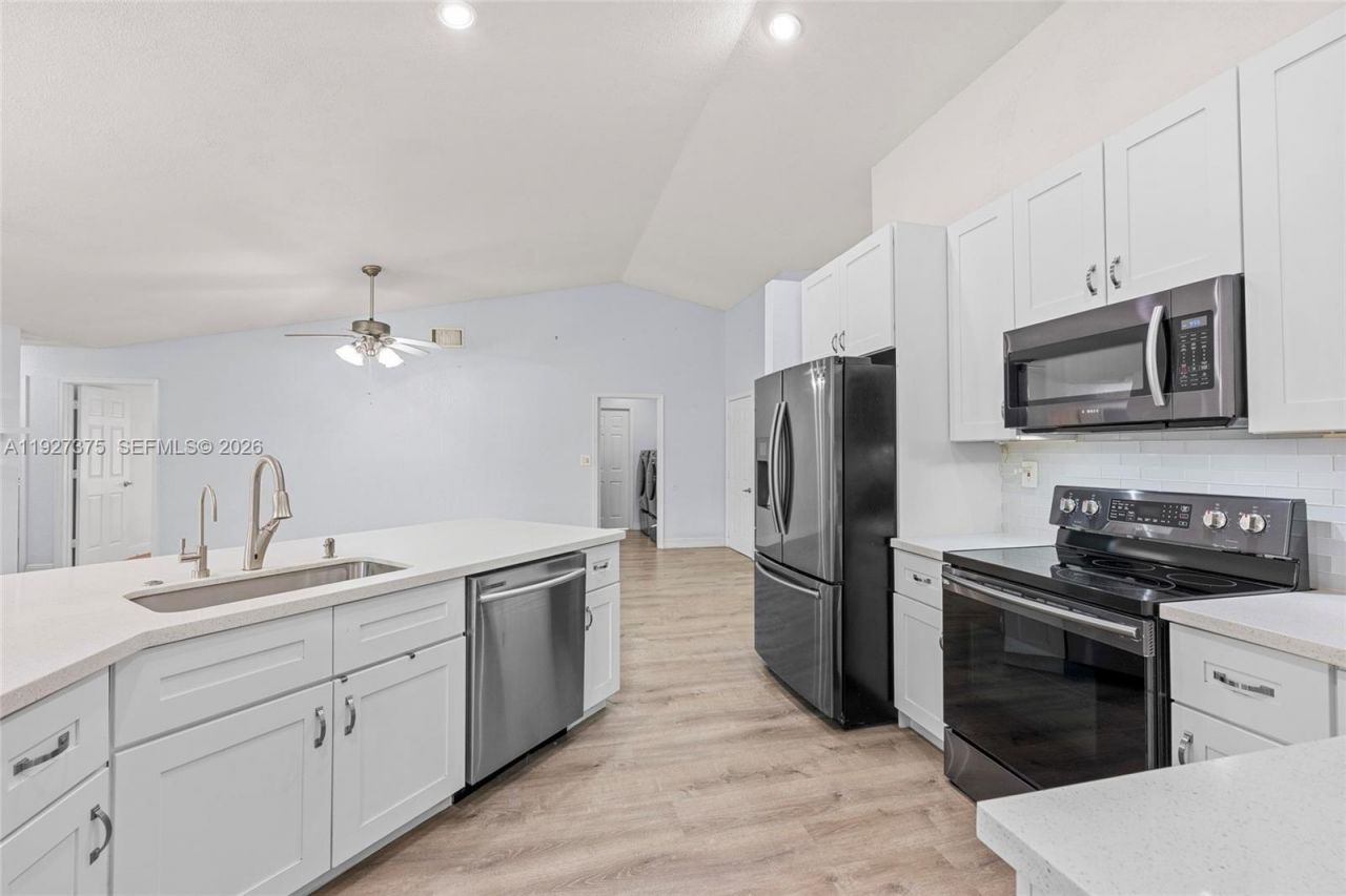 5197 NW 58th Ter, Coral Springs, FL 33067 Photo