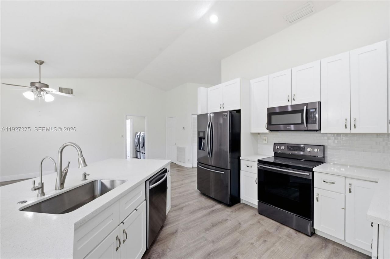 5197 NW 58th Ter, Coral Springs, FL 33067 Photo