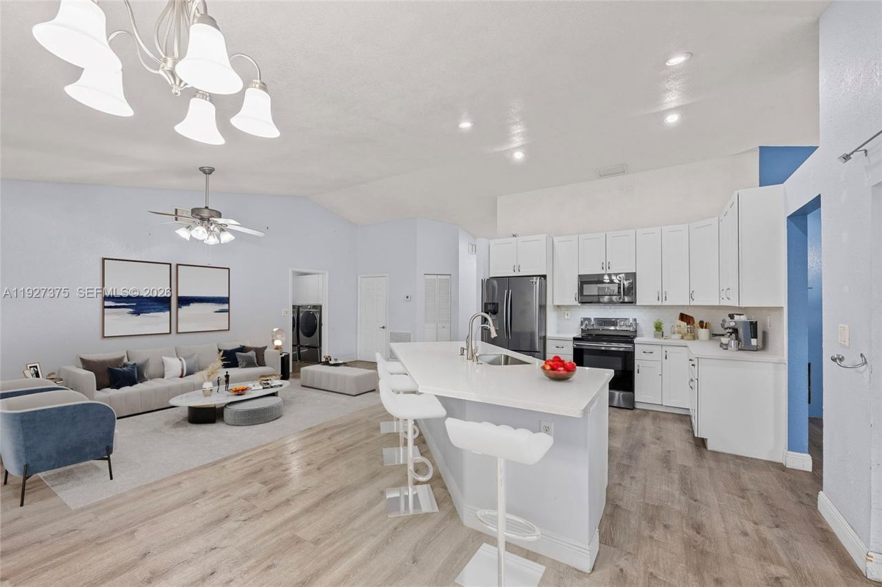 5197 NW 58th Ter, Coral Springs, FL 33067 Photo