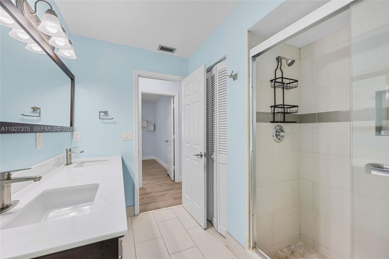 5197 NW 58th Ter, Coral Springs, FL 33067 Photo