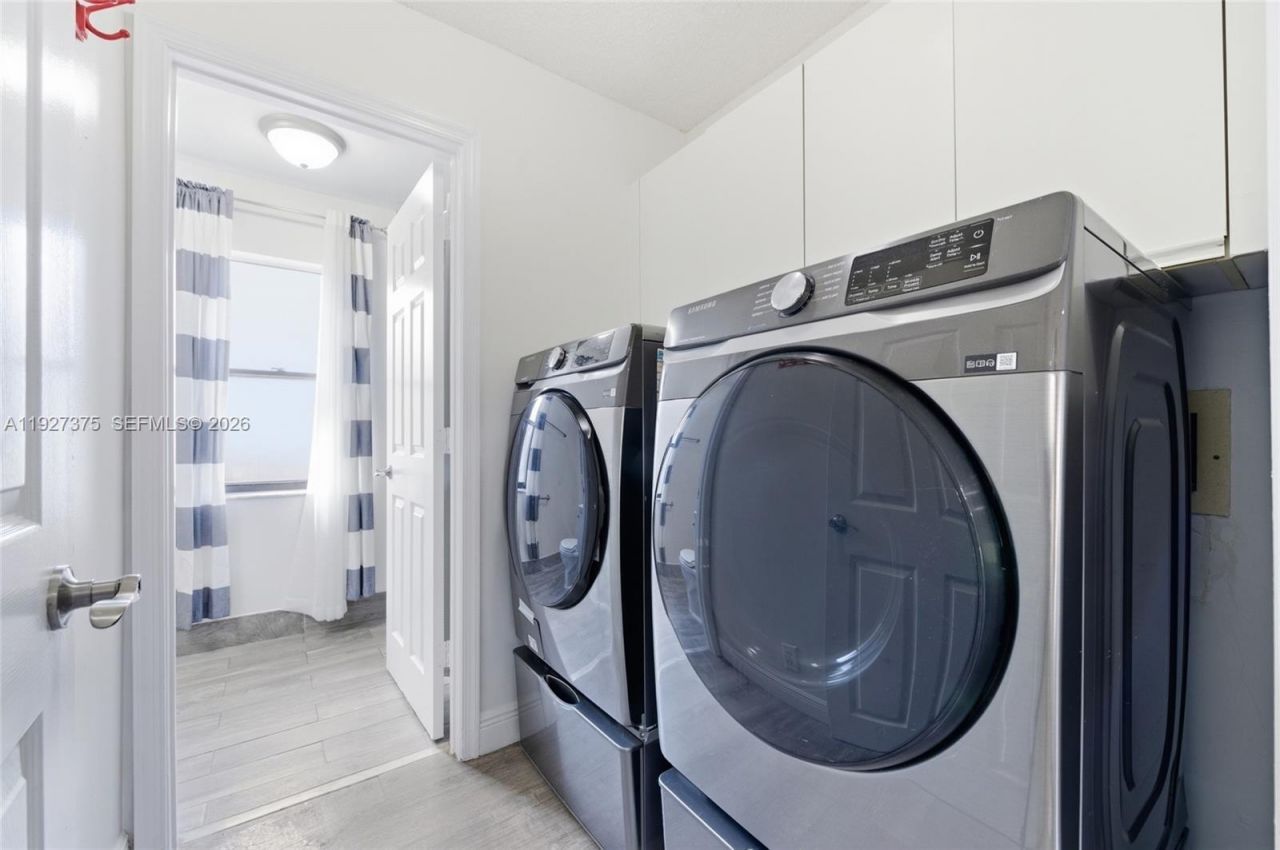 5197 NW 58th Ter, Coral Springs, FL 33067 Photo