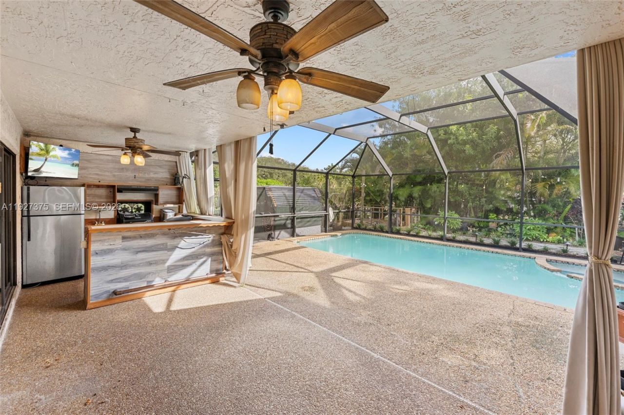 5197 NW 58th Ter, Coral Springs, FL 33067 Photo