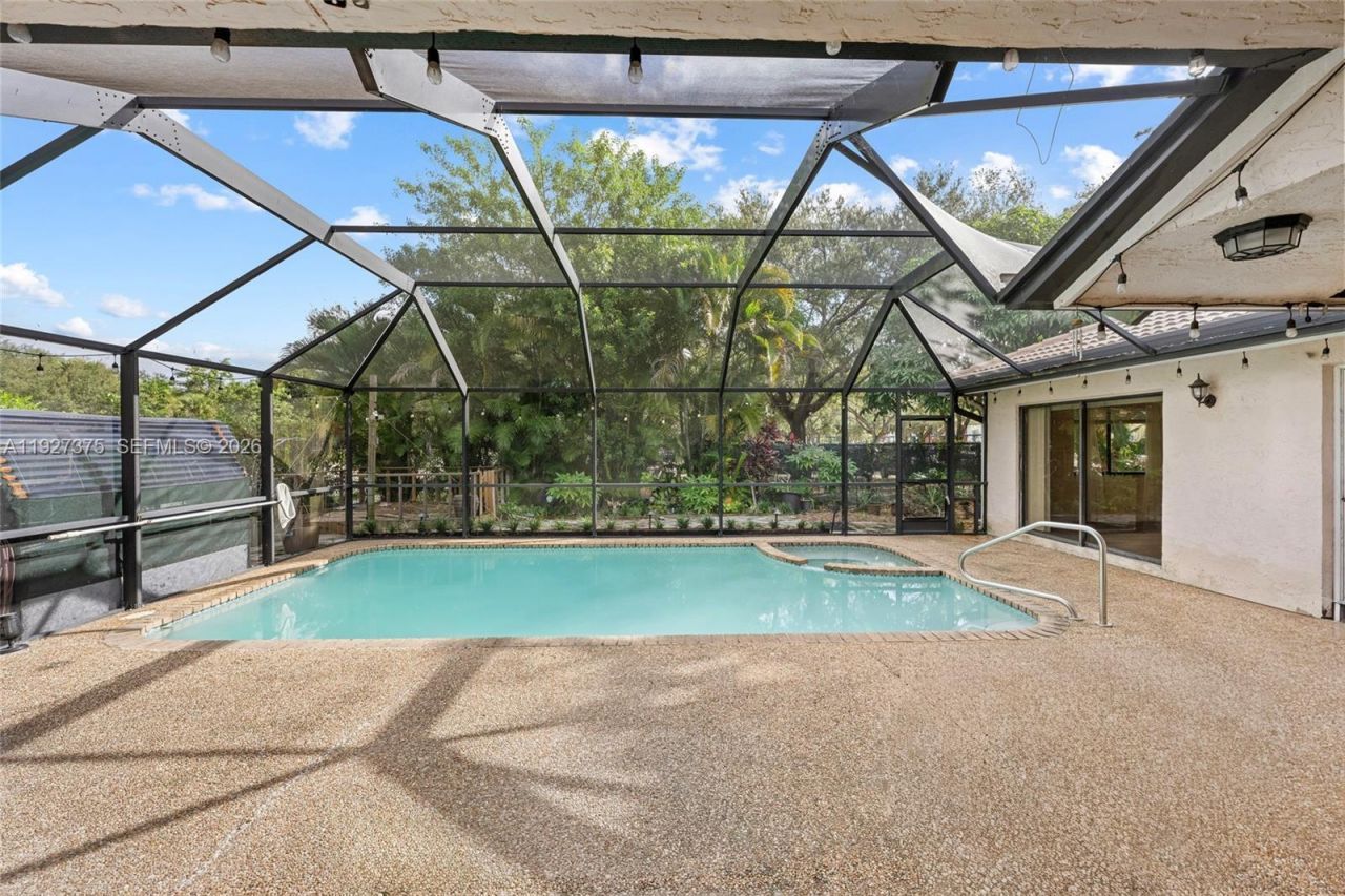 5197 NW 58th Ter, Coral Springs, FL 33067 Photo