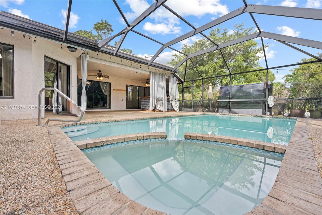 5197 NW 58th Ter, Coral Springs, FL 33067 Photo