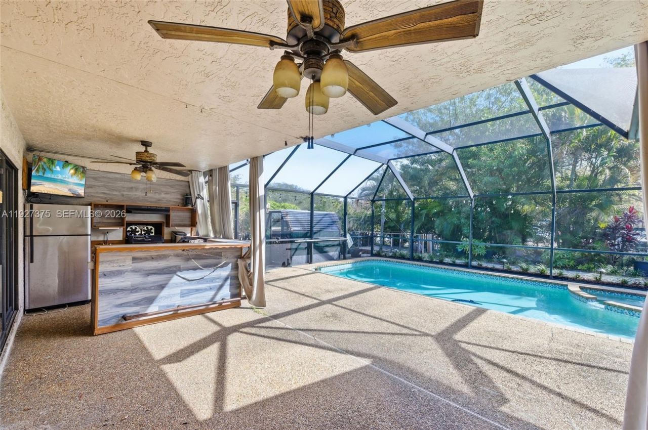 5197 NW 58th Ter, Coral Springs, FL 33067 Photo