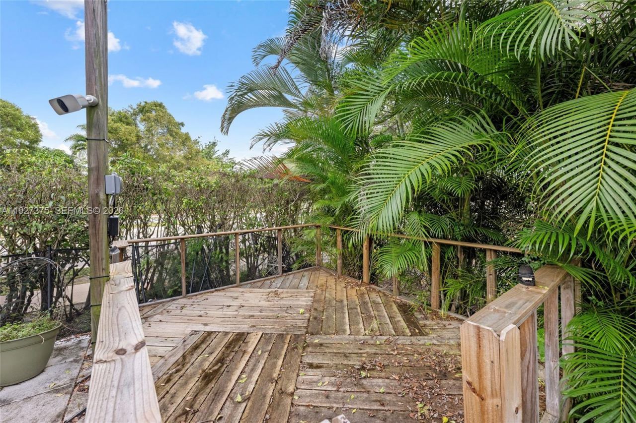 5197 NW 58th Ter, Coral Springs, FL 33067 Photo